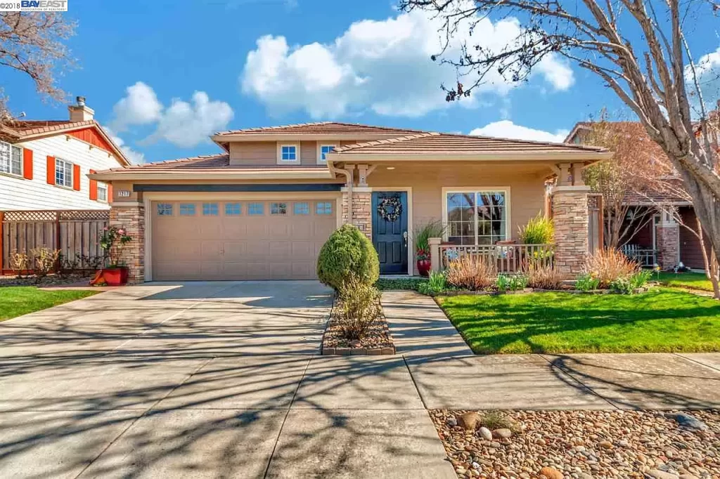 1217 Echo Summit St