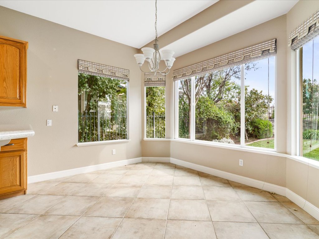 1360 McPrince Ln, Brentwood 18 1360 McPrince Ln 35 Dining Area