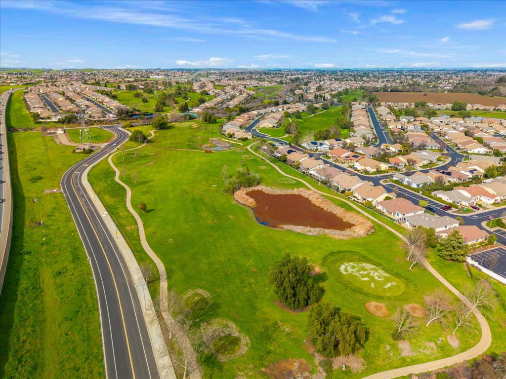 1360 McPrince Ln, Brentwood 4 1360 McPrince Ln 49 Community Amenities