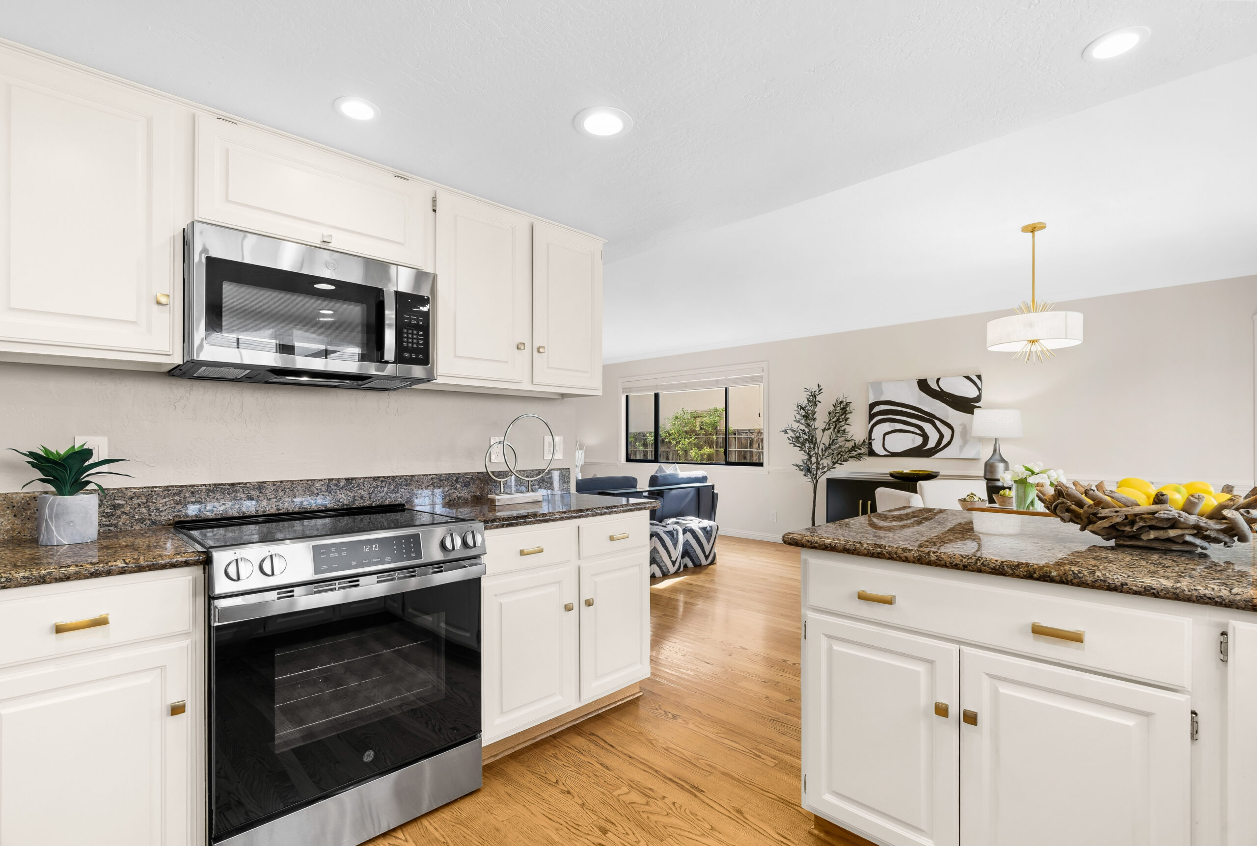 2059 Westbrook Ln, Livermore 34 2059 Westbrook 33 Kitchen scaled