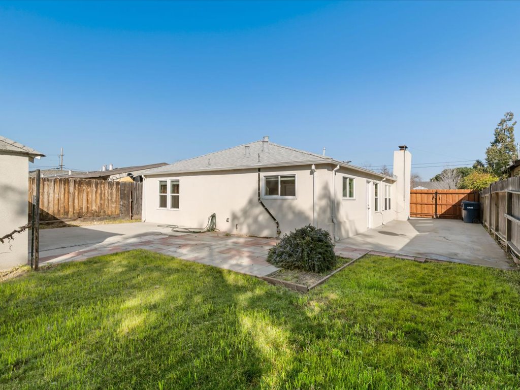 633 N P St Livermore 13 633 N P St 11