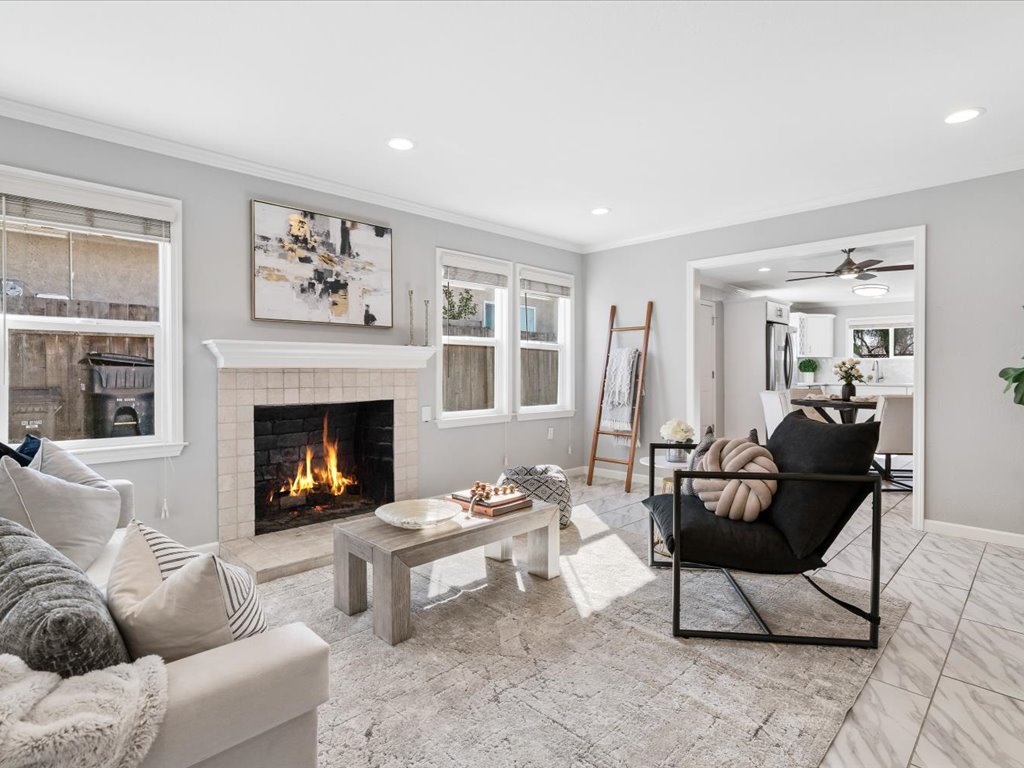 633 N P St Livermore 17 633 N P St 15 Living Room