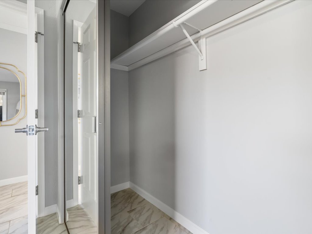 633 N P St Livermore 39 633 N P St 37 Closet