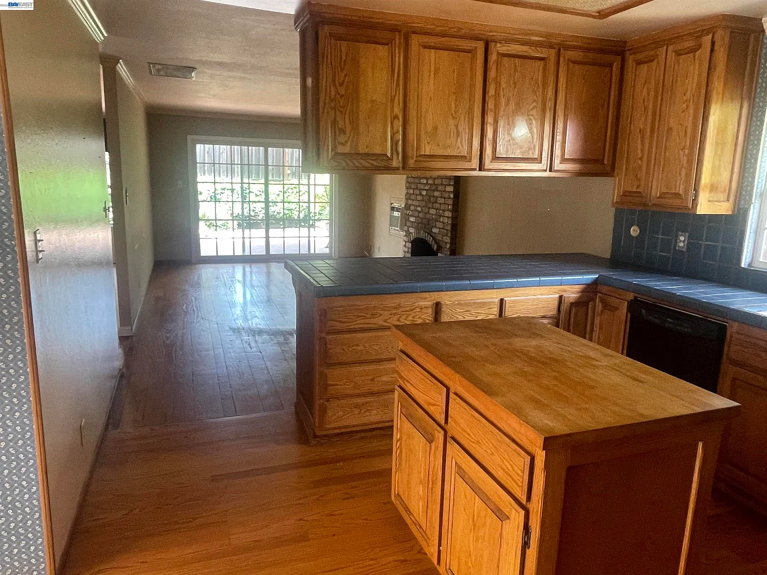 7819 Highland Oaks Drive 9