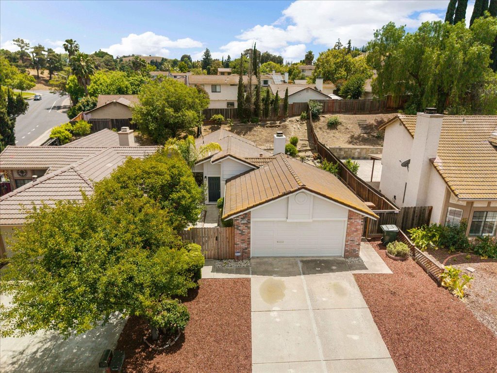 2748 Carpinteria Dr 48 Aerial